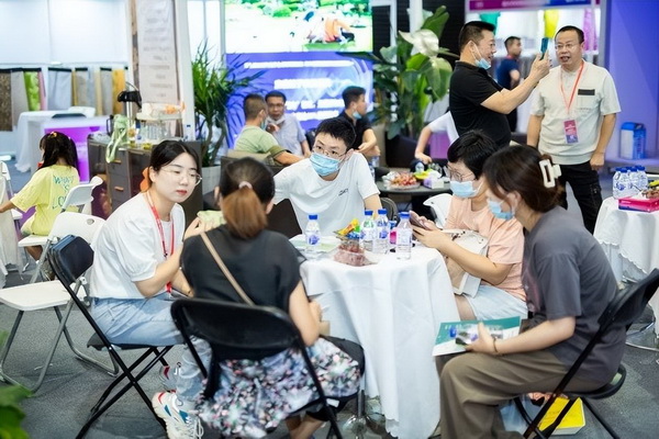 聚力向新載譽滿滿第四屆中國紡織新材料展圓滿閉幕